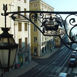 Hall Chiado Pensión